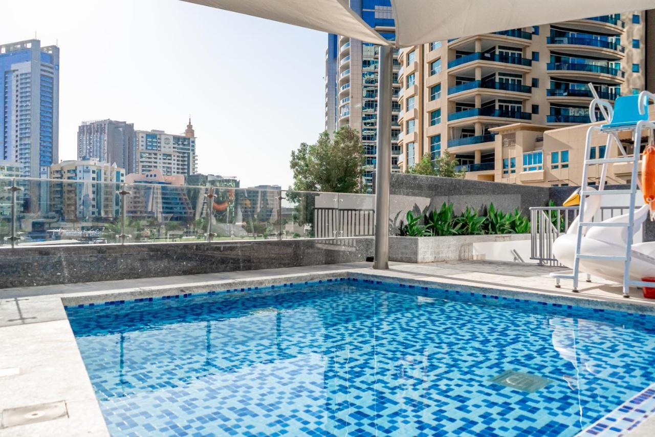 Higuests - Sparkle Towers 2 Dubai Dış mekan fotoğraf
